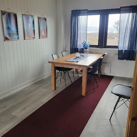 Varangergjestehus Guest house