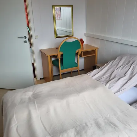 Hotel Varangergjestehus *